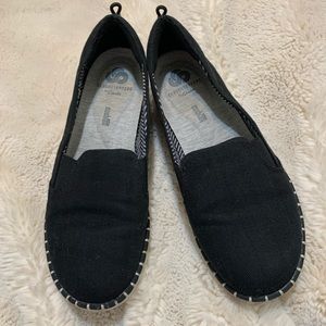 Clark cushion shoes